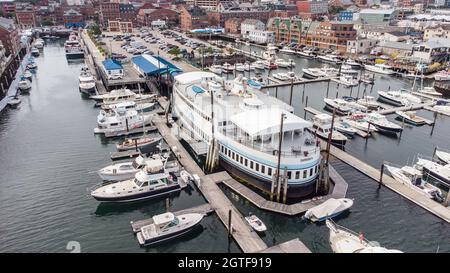 Il ristorante DiMillo's on the Water Boat, Portland, Maine, USA Foto Stock