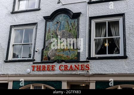 Cartello da pub Three Cranes. St. Sampson's Square, York. Foto Stock