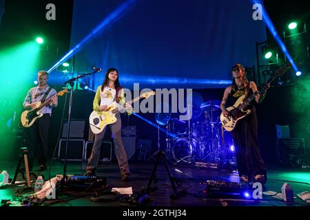 1 ottobre 2021: Beatrice Kristi Laus aka Beabadoobee e band suona al nuovo festival musicale britannico Sound City , al Grand Central Dome Liverpool 2021 (Credit Image: © Andy von PIP/ZUMA Press Wire) Foto Stock