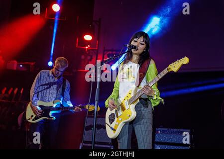 1 ottobre 2021: Beatrice Kristi Laus aka Beabadoobee e band suona al nuovo festival musicale britannico Sound City , al Grand Central Dome Liverpool 2021 (Credit Image: © Andy von PIP/ZUMA Press Wire) Foto Stock