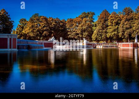 Baviera : Grande cascata nel giardino del Palazzo di Nymphenburg Foto Stock