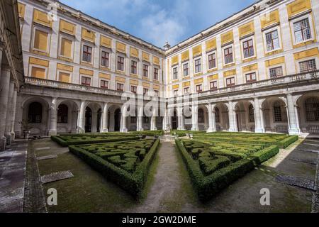 Palazzo del chiostro di Mafra - Mafra, Portogallo Foto Stock