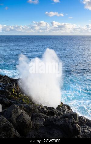 Le Souffleur o una naturale geyser a Isola di Reunion vicino a Saint Leu city Foto Stock