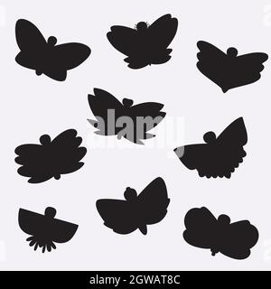 Farfalle disegnate a mano. Falena, insetto, insetti volanti, creature notturne. Silhouette nera. Illustrazione Vettoriale