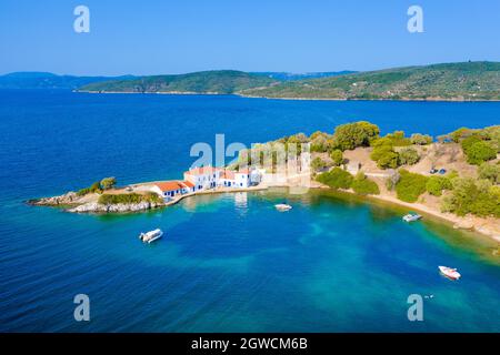 Vista del piccolo villaggio di Tzasteni a South Pelion, Grecia. Foto Stock