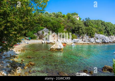 Famosa spiaggia di Damouchari, Pelion, Grecia. Foto Stock