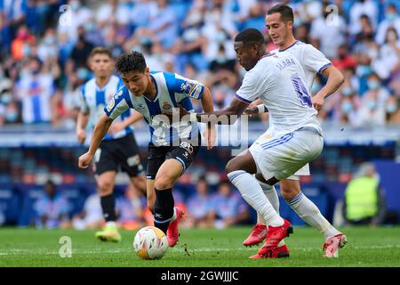 Barcellona, Spagna. 3 ottobre 2021; stadio RCDE, Barcellona, Spagna: La Liga Football, Espanyol contro Real Madrid; Lei Wu di RCD Espanyol durante la partita Liga tra RCD Espanyol e Real Madrid allo stadio RCDE di Cornella, Spagna. Credit: Action Plus Sports Images/Alamy Live News Foto Stock