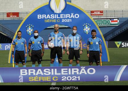 Manaus, Amazonas, Brasile. 3 ottobre 2021. (SPO) Campionato brasiliano di Calcio 3a Divisione: Manaus e Novorizontino-SP. 3 ottobre 2021, Manaus, Amazonas, Brasile: Al debutto della finale quadrangolare del Campionato brasiliano di Calcio 3a Divisione, Manaus ha superato Novorizontino-SP da 5 a 0, domenica 3, allo stadio Ismael Benigno, a Manaus. Gabriel Davis, Raffaello Lucas, Douglas Lima (due volte) e Guilherme Amorim hanno segnato i gol per Gaviao do Norte. (Credit Image: © Josemar Antunes/TheNEWS2 via ZUMA Press Wire) Foto Stock