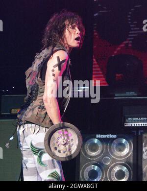 SETTEMBRE 14: Steven Tyler of Aerosmith suona al Lakewood Amphitheater di Atlanta, Georgia il 14 settembre 2003. CREDIT: Chris McKay / MediaPunch Foto Stock