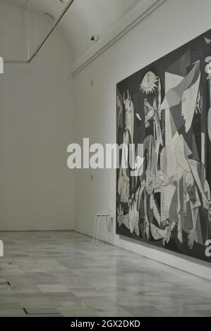 MADRID, SPAGNA, Apr 11, 2011: Guernica Pablo Picasso al Museo Reina Sophia. Una rappresentazione accurata di una situazione crudele e drammatica, di guerra. Foto Stock