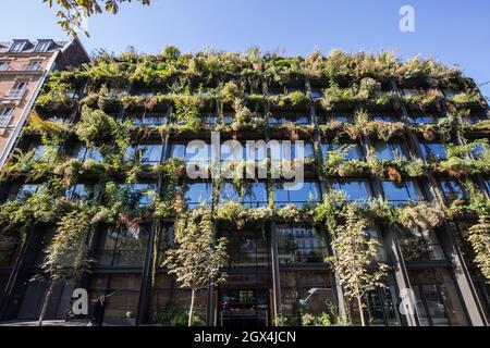 VILLA M BATIMENT JARDIN PARIGI Foto Stock