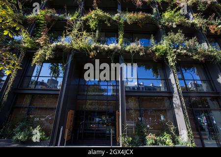 VILLA M BATIMENT JARDIN PARIGI Foto Stock