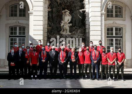 Lisbona, Portogallo. 4 ottobre 2021. Durante una cerimonia di benvenuto per la Nazionale Futsal dopo aver vinto la Coppa del mondo FIFA Futsal 2021, presso il Palazzo Belem di Lisbona, Portogallo, il 4 ottobre 2021. Il Portogallo ha vinto il trofeo FIFA Futsal World Cup 2021 dopo aver sconfitto l'Argentina (2-1) il 03 ottobre a Kaunas, Lituania. (Credit Image: © Pedro Fiuza/ZUMA Press Wire) Foto Stock