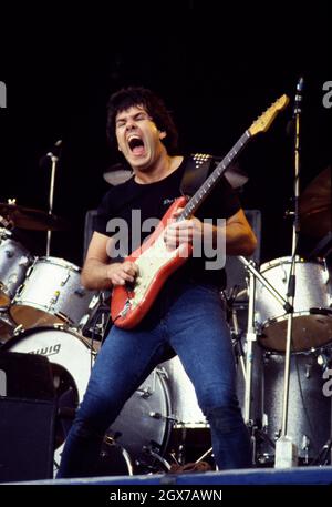 Il chitarrista e cantante irlandese Gary Moore si esibisce al Reading Festival 1982, Inghilterra. Foto Stock