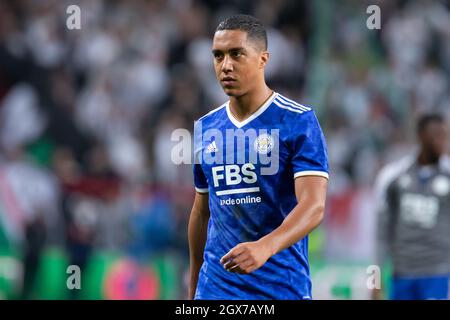 Varsavia, Polonia. 30 settembre 2021. Youri Tielemans del Leicester City FC visto durante la UEFA Europa League Group Stage Match tra Legia Warszawa e Leicester City FC al Marshal Jozef Pilsudski Legia Warsaw Municipal Stadium.Final Score; Legia Warszawa 1:0 Leicester City FC. (Foto di Mikolaj Barbanell/SOPA Images/Sipa USA) Credit: Sipa USA/Alamy Live News Foto Stock