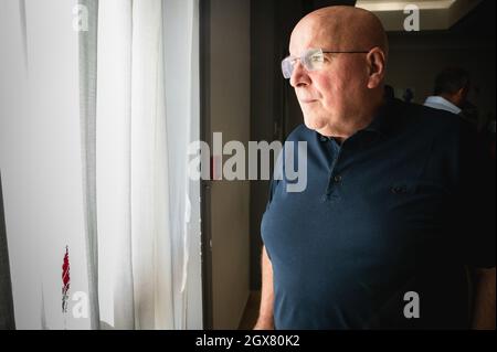 Lamezia Terme, Italia. 20 Settembre 2021. Mario Oliverio ha visto durante il dibattito. Candidati alla carica di governatore regionale, Amalia Bruni (PD; Partito democratico), Roberto Occhiuto (Fi, forza Italia), Mario Oliverio (candidato indipendente), Luigi De Magistris (candidato indipendente) ha incontrato i segretari generali delle maggiori unioni italiane, Angelo Sposto (Cgil), Tonino Russo (Cisl) e Santo Biondo (Uil), per discutere i loro approcci e soluzioni alle principali tematiche di regionís. (Foto di Valeria Ferraro/SOPA Images/Sipa USA) Credit: Sipa USA/Alamy Live News Foto Stock