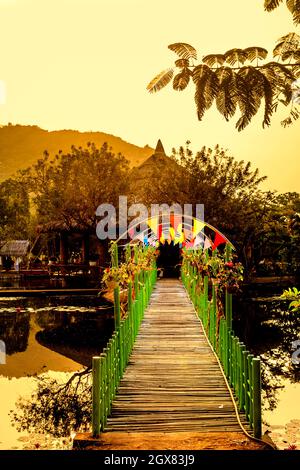 Sam montagna nel Delta del Mekong. Foto Stock