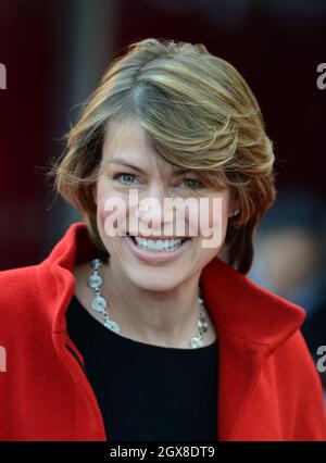 Kate Silverton partecipa alla prima del film britannico 'African Cats' alla BFI Southbank di Londra il 25 aprile 2012 Foto Stock