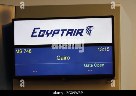 Schermata di visualizzazione dei voli EgyptAir Foto Stock