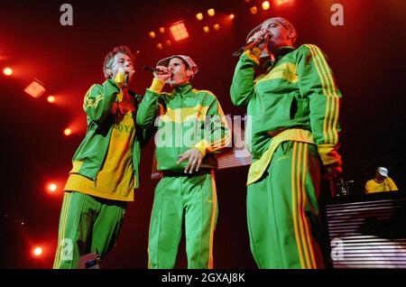 I Beastie Boys si esibiscono al Pacific Coliseum di Vancouver. Foto Stock