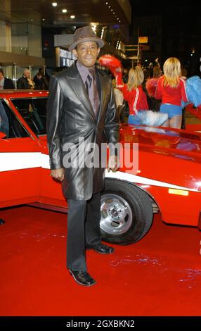 Antonio Fargas, noto anche come Huggy Bear, alla prima di Starsky e Hutch a Londra. La proiezione del remake del dramma televisivo degli anni '70 si è svolta a Odeon Leicester Square. Foto Stock