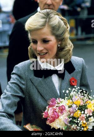 Diana, Principessa del Galles, visse il Dr. Barnado's a Londra nel 1984, subito dopo la nascita del Principe Harry. Foto Stock