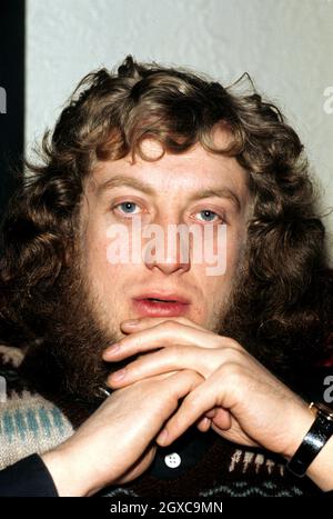 Il cantante principale del gruppo glam rock Slade, Noddy Holder. Foto Stock