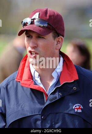 Peter Phillips durante il secondo giorno delle prove a cavallo di Badminton, Inghilterra. Foto Stock