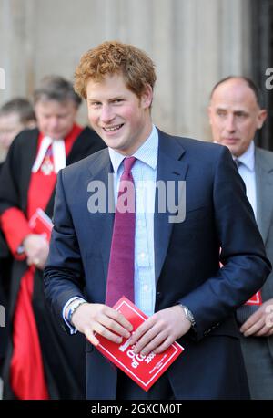 Prince Harry arriva al Woman's Own Children of Courage Awards 2008 presso l'abbazia di Wesminster nel centro di Londra. Foto Stock