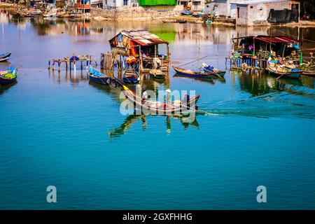 Cau Lang Co un piccolo villaggio di pescatori tra Hue e da Nang Foto Stock