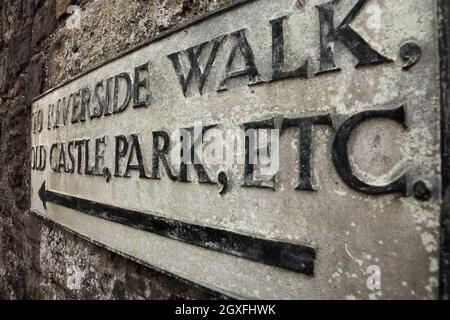 Insegna a Scots Gate sul muro difensivo a Berwick su Tweed, Northumberland, Regno Unito. Foto Stock