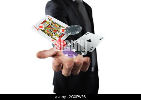 Rich gambler fa la sua scommessa con chip Foto Stock