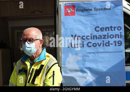 Italia, Toscana, Arezzo, 2 ottobre 2021 : continua l'emergenza covida. Vaccino anti Covid Foto © Daiano Cristini/Sintesi/Alamy Foto Stock