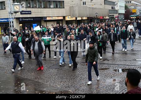 I fan di Hammarby hanno fatto la partita di Drottninggatan domenica ad Allsvenskan tra IFK Norrköping-Hammarby SE alla Platinumcars Arena, Norrköping, Svezia 3 ottobre 2021. Foto Stock