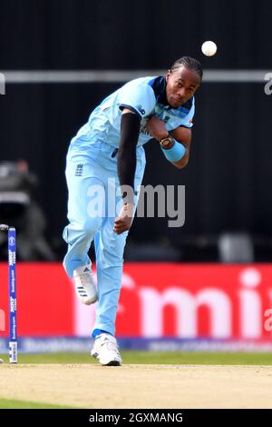 Inghilterra Jofra Archer Bowls Foto Stock