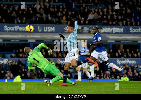 Gabriel Jesus di Manchester City segna il secondo obiettivo del suo fianco il gioco Foto Stock