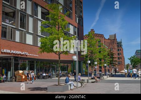 Ueberseeboulevard, Ueberseequartier, Hafencity, Amburgo, Germania Foto Stock