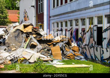 Smontaggio di un edificio per uffici, Germania Foto Stock