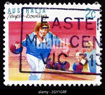 AUSTRALIA - CIRCA 1991: Un francobollo stampato in Australia mostra Bowling, Sport e Recreation, circa 1991 Foto Stock