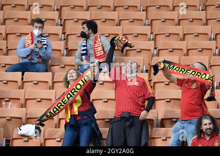 Milano, Italia. 06 ottobre 2021. Tifosi spagnoli durante la semifinale di calcio della UEFA Nations League tra Italia e Spagna allo stadio San Siro di Milano (Italia), 6 ottobre 2021. Foto Andrea Staccioli/Insidefoto Credit: Ininsidefoto srl/Alamy Live News Foto Stock