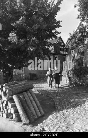 Eine Straße in Schnait (Weinstadt), Deutschland 1930er Jahre. Una strada in Schnait (Weinstadt), Germania 1930s. Foto Stock