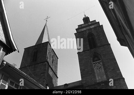 Ein Ausflug nach Neustadt an der Weinstrasse, Deutsches Reich 1930er Jahre. Una escursione a Neustadt an der Weinstrasse; Germania 1930s. Foto Stock