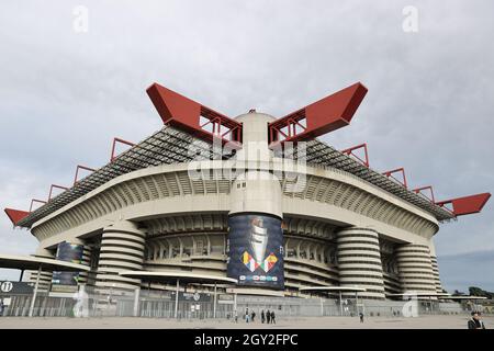 Milano, Italia. 06 ottobre 2021. Vista dello Stadio durante le finali della Lega delle Nazioni UEFA 2021 partita di calcio semifinale tra Italia e Spagna allo Stadio Giuseppe Meazza di Milano il 06 ottobre 2021 Credit: Independent Photo Agency/Alamy Live News Foto Stock