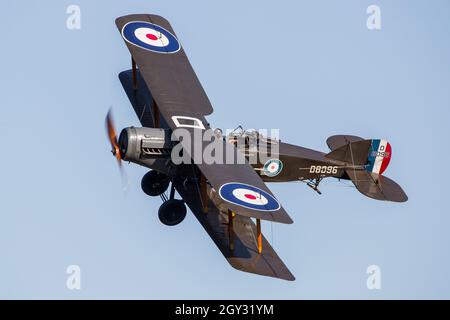 Royal Flying Corps RFC RAF Bristol F2B Fighter Vintage WW1 Biplane al Shuttleworth Old Warden Airshow Foto Stock