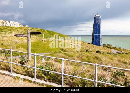 Samphire Hoe è un parco di campagna situato a 2 miglia a ovest di dover in Kent nel sud-est dell'Inghilterra. Il parco è stato creato utilizzando 4.9 milioni di metri cubi di Foto Stock