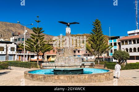 Condor Monumento a Cabanaconde al Canyon del Colca in Perù Foto Stock