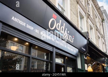 Negozio di vini Oddbins vicino Portobello Road, Londra, Inghilterra, Regno Unito Foto Stock