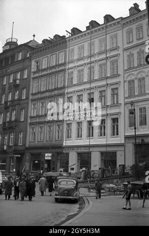 Unterwegs a Karlsbad, beim Hotel Hopfenstock 1930er Jahre. A Karlsbad, anni trenta. Foto Stock