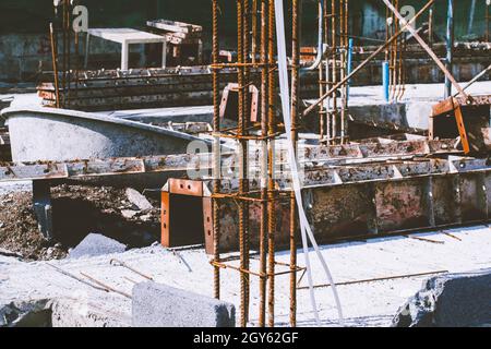 Sito in costruzione .struttura di supporto .sito controllare e il flusso di lavoro aziendale di nuova costruzione Foto Stock