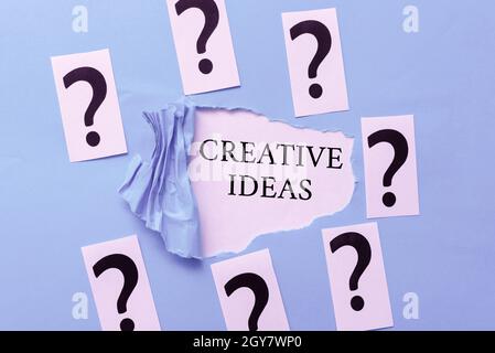 Segno di testo che mostra idee creative, foto concettuale strategia unica per catturare l'interesse del pubblico Brainstorming nuove idee e ispirazione per Solu Foto Stock